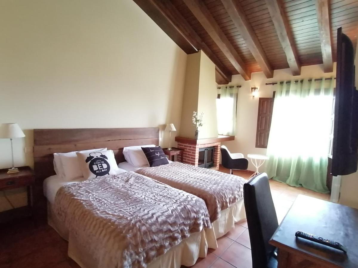 La Posada De Horcajuelo Horcajuelo de la Sierra Kültér fotó